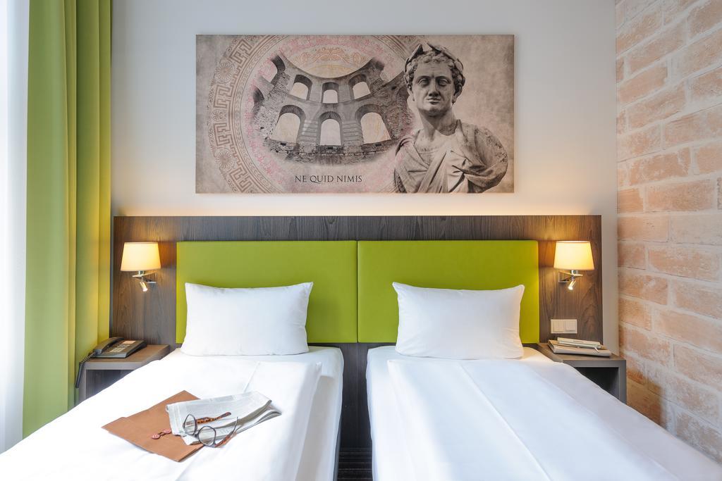 Ibis Styles Trier Hotel Room photo